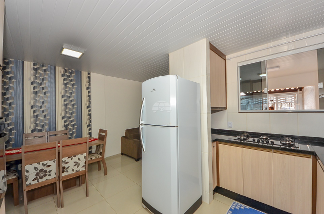 Imagem Casa com 2 Quartos à Venda, 68 m² em Ganchinho - Curitiba Imagem Casa com 2 Quartos à Venda, 68 m² em Ganchinho - Curitiba