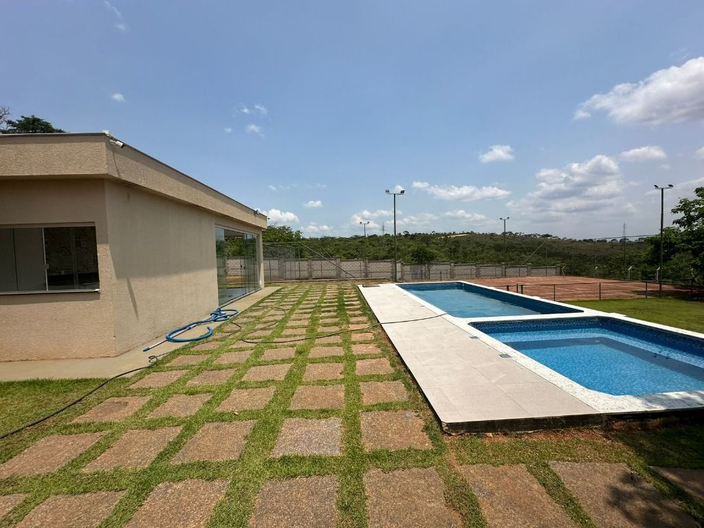 Imagem Casa de Condomínio com 4 Quartos à Venda, 200 m² em - Imagem Casa de Condomínio com 4 Quartos à Venda, 200 m² em -