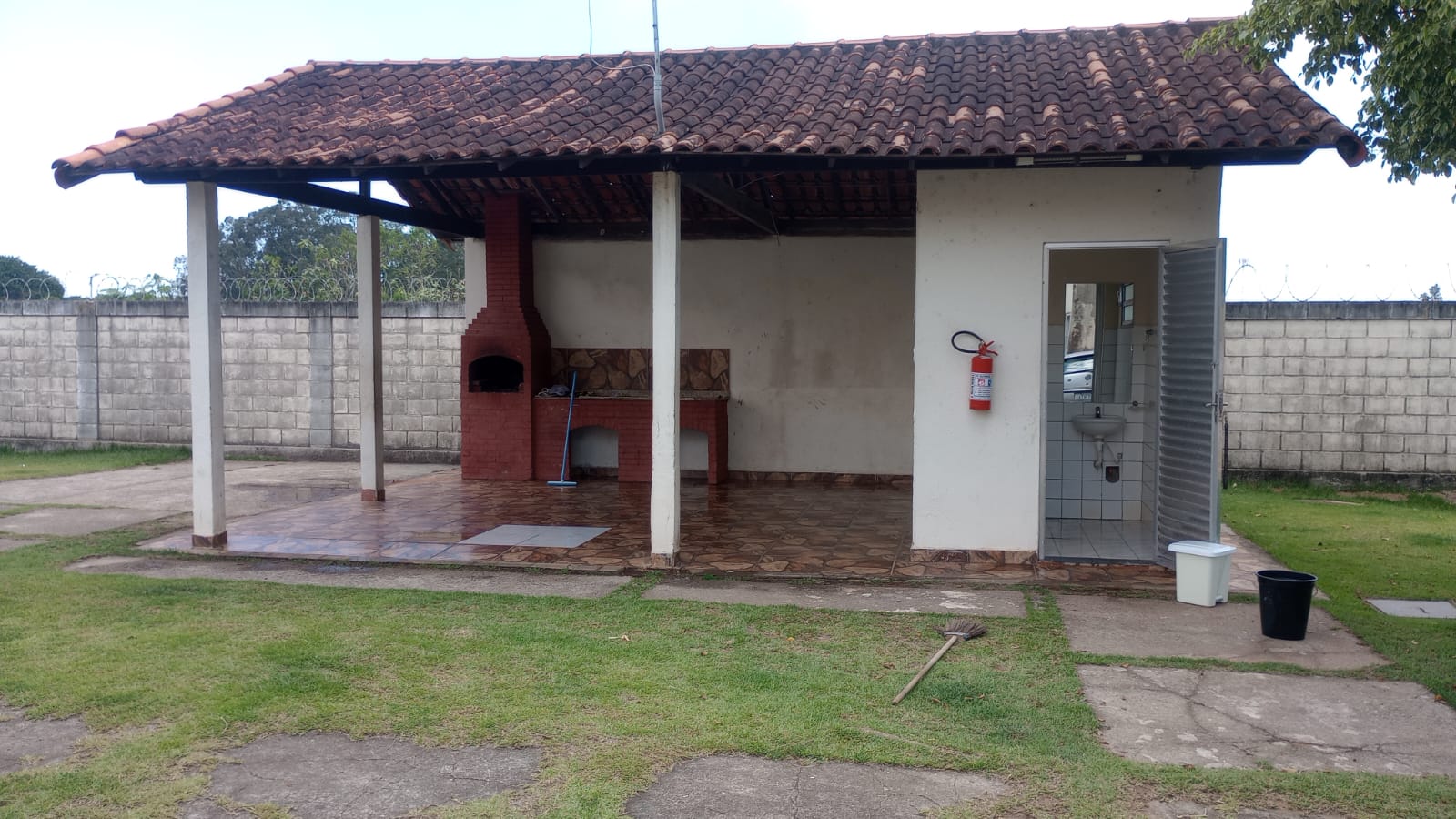 Imagem Apartamento com 2 Quartos à Venda, 55 m²em Santa Cruz - Rio de Janeiro
