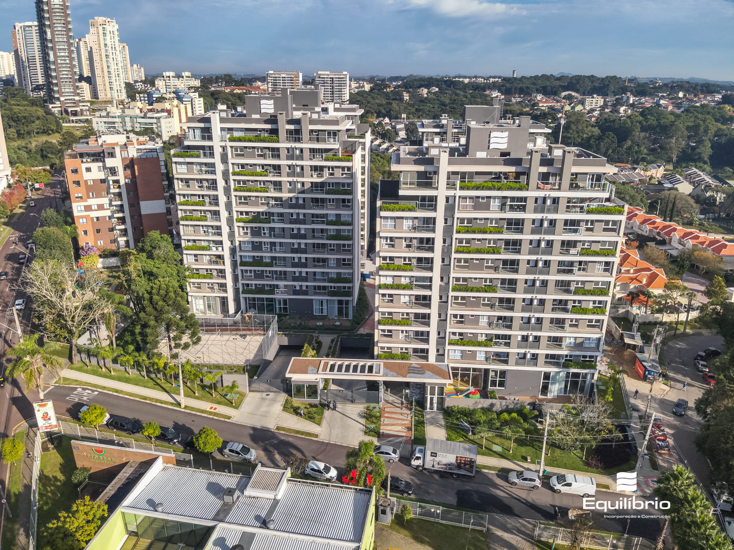 Imagem Apartamento com 3 Quartos à Venda, 87 m² em Mossunguê - CURITIBA Imagem Apartamento com 3 Quartos à Venda, 87 m² em Mossunguê - CURITIBA