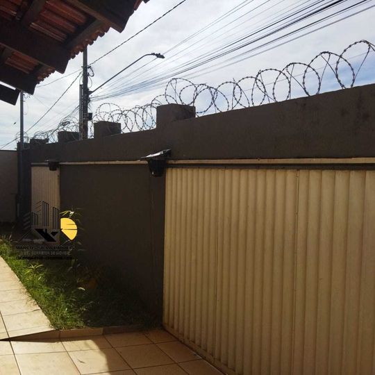Imagem Sobrado com 3 Quartos à Venda, 260 m²em Tubalina - Uberlândia