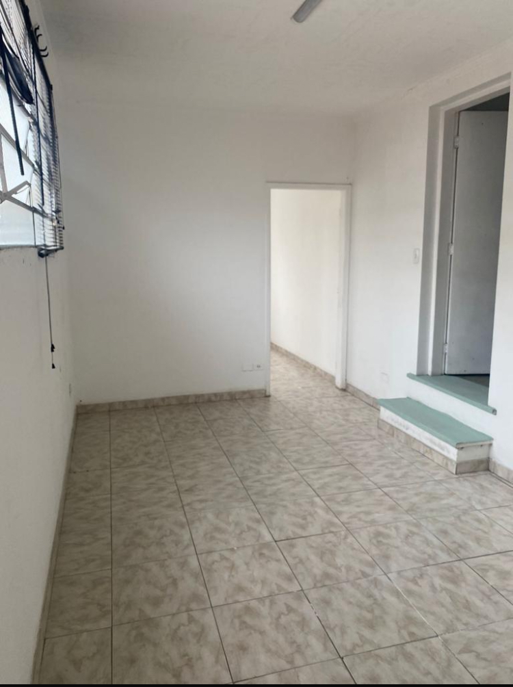 Imagem Casa com 5 Quartos à Venda, 250 m²em Nova Piraju - São Paulo Imagem Casa com 5 Quartos à Venda, 250 m²em Nova Piraju - São Paulo