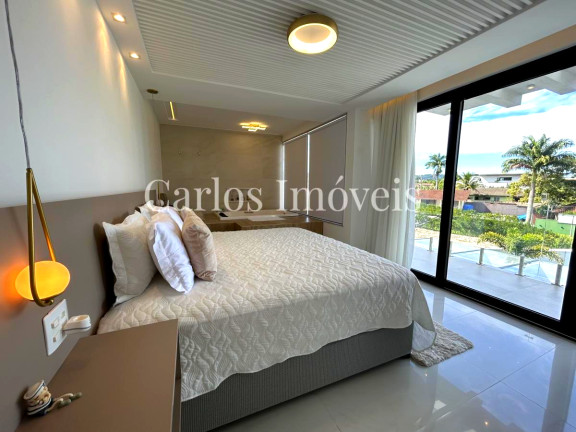 Imagem Casa de Condomínio com 5 Quartos para Temporada,  em Bracuí (Cunhambebe) - Angra dos Reis