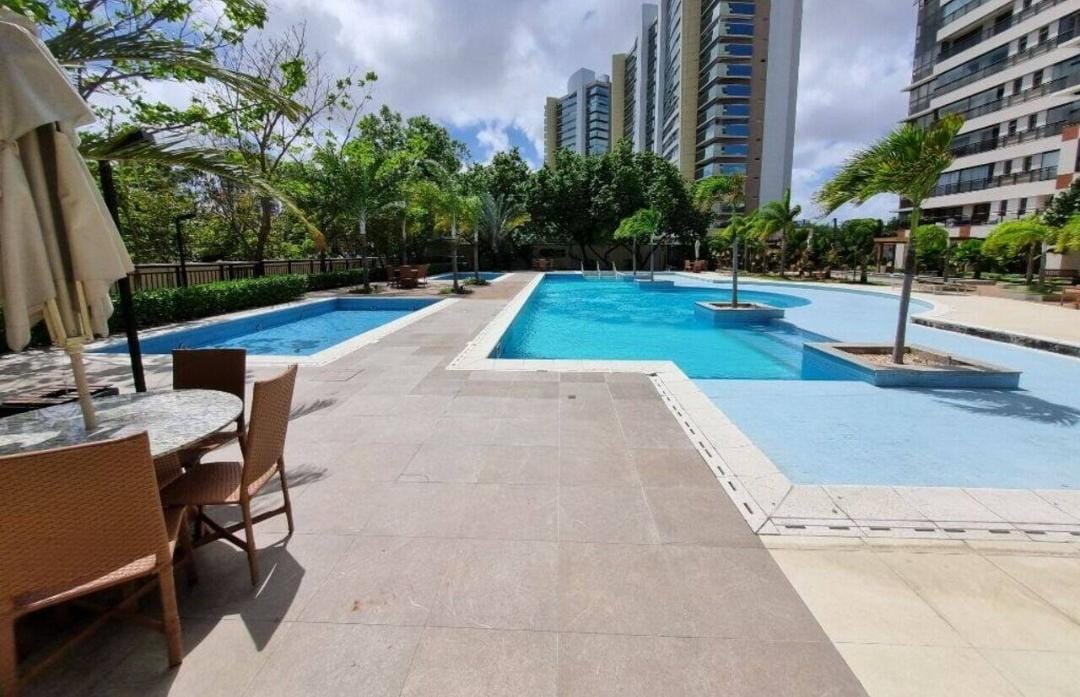Imagem Apartamento com 4 Quartos à Venda, 209 m²em Guararapes - Fortaleza