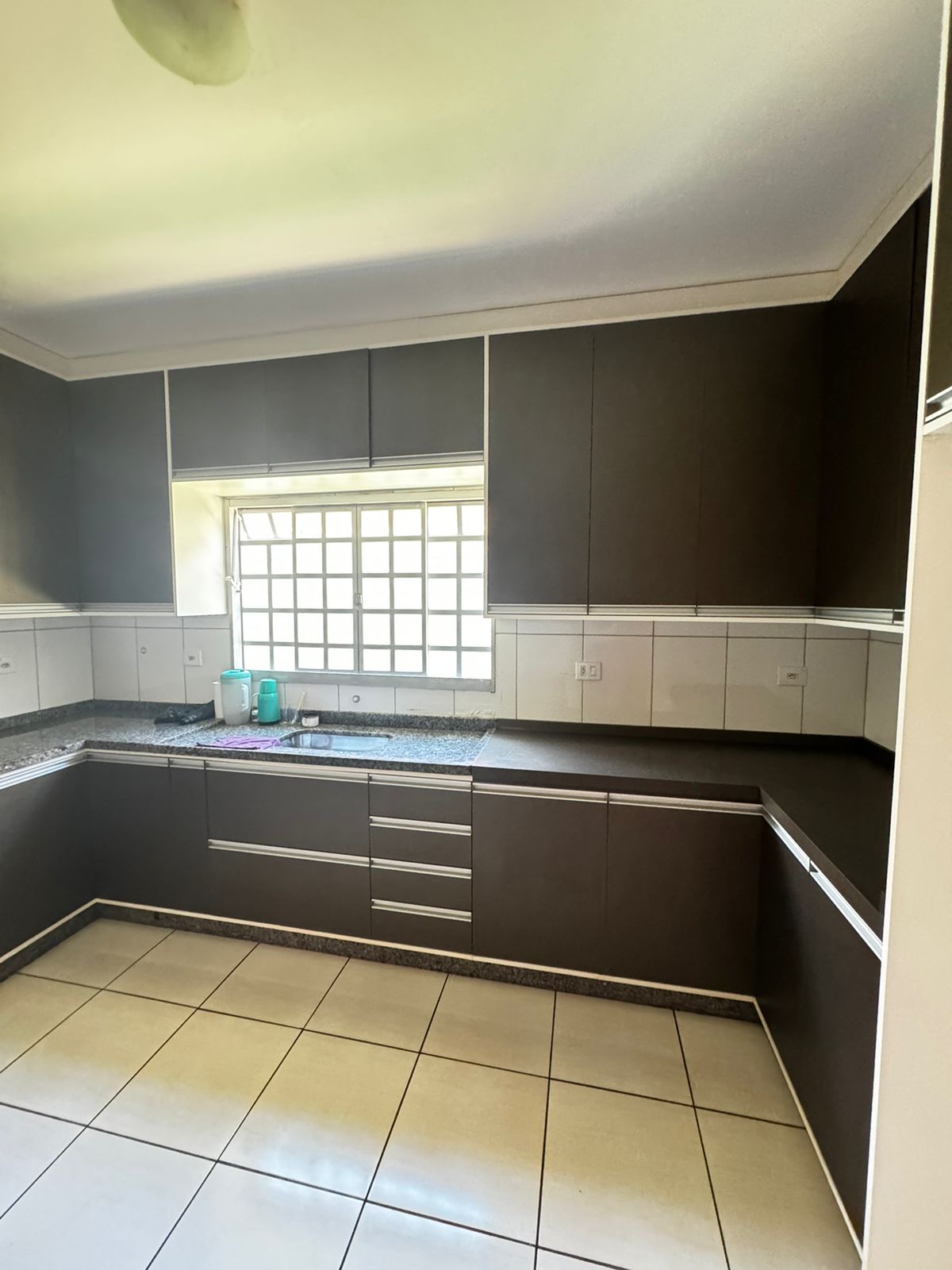 Imagem Casa com 3 Quartos à Venda, 170 m²em Bairro Seminário - Campo Grande Imagem Casa com 3 Quartos à Venda, 170 m²em Bairro Seminário - Campo Grande