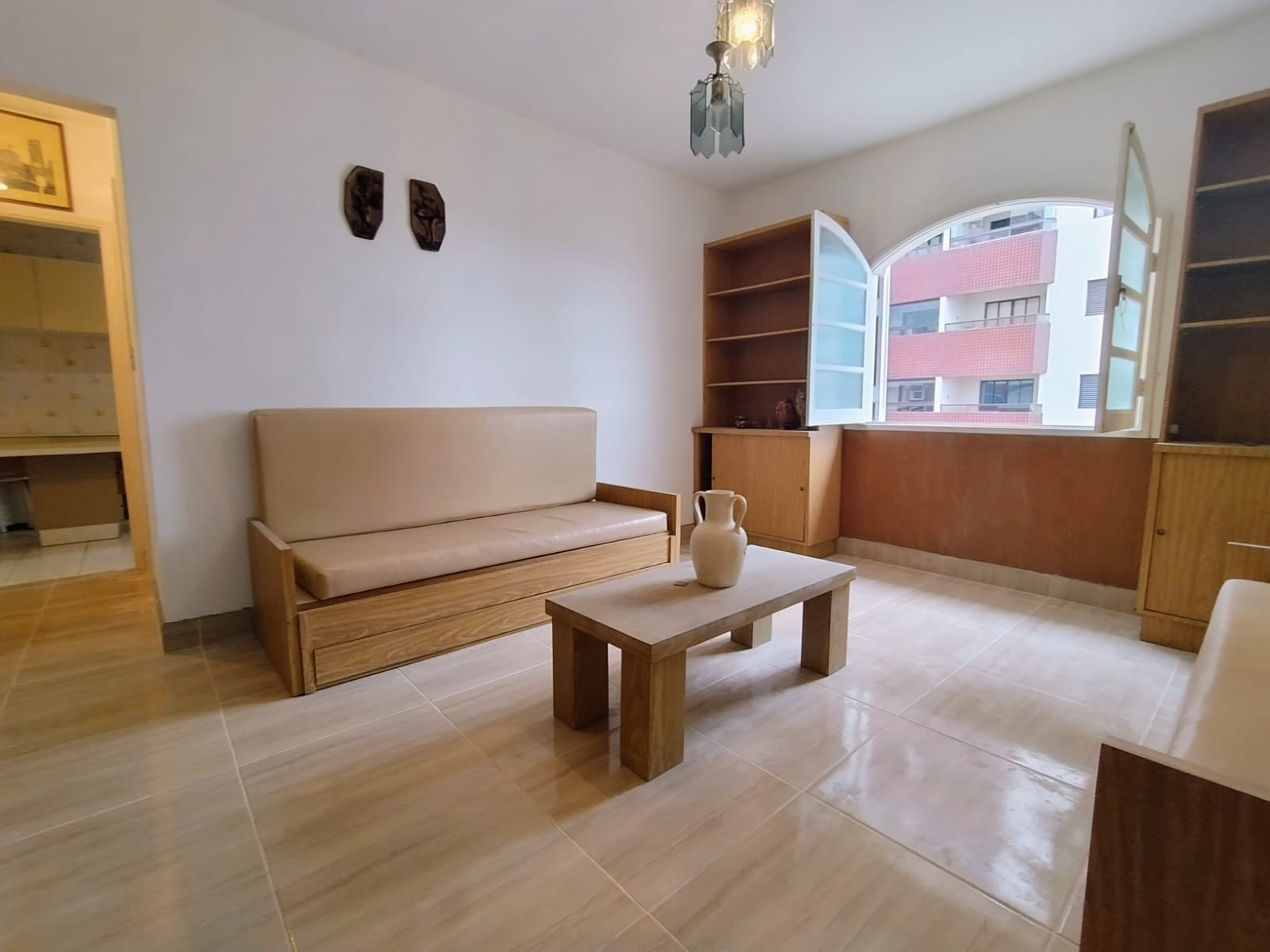 Kitnet com 1 Quarto à Venda, 38 m² em Tupi - Praia Grande