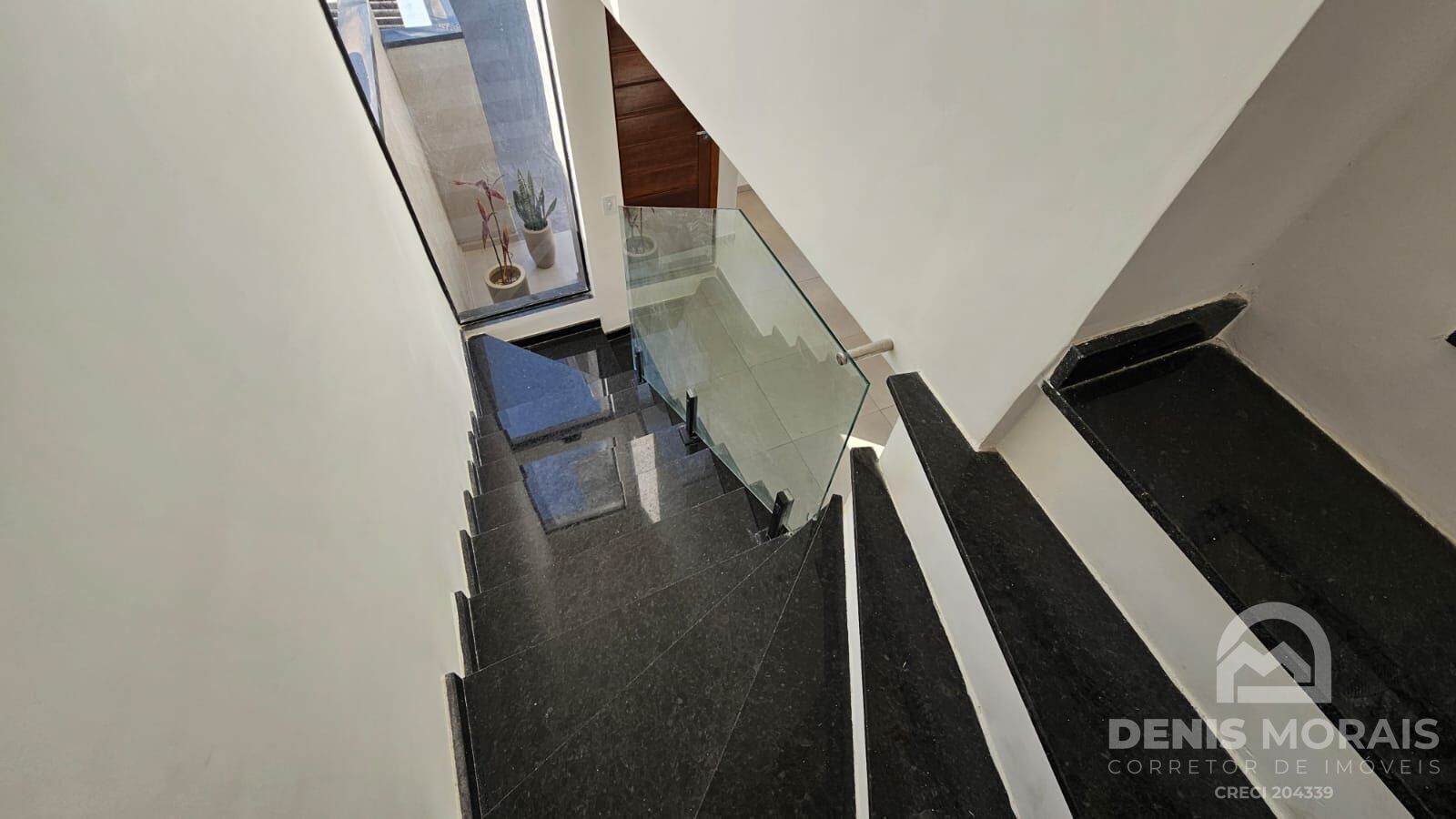 Imagem Sobrado com 3 Quartos à Venda, 135 m²em Vila Lavínia - Mogi das Cruzes Imagem Sobrado com 3 Quartos à Venda, 135 m²em Vila Lavínia - Mogi das Cruzes