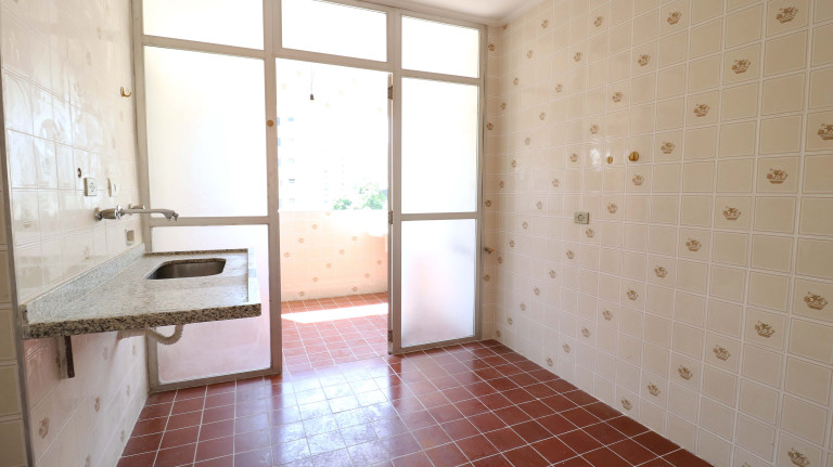 Imagem Apartamento com 3 Quartos à Venda, 96 m² em Santa Teresinha - São Paulo