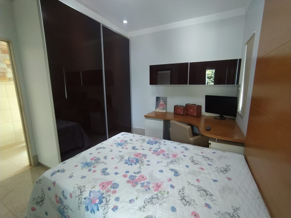 Imagem Sobrado com 5 Quartos à Venda, 413 m² em Jardins Madri - Goiânia Imagem Sobrado com 5 Quartos à Venda, 413 m² em Jardins Madri - Goiânia