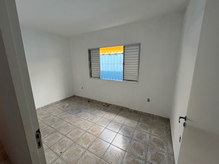 Imagem Sobrado com 2 Quartos para Alugar, 130 m²em Jardim São Domingos - Guarulhos