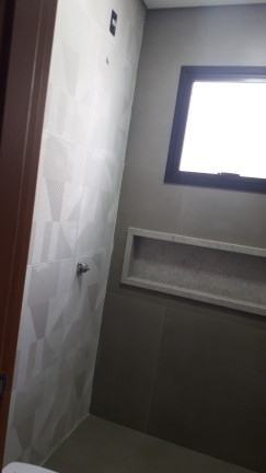 Imagem Casa com 3 Quartos à Venda, em Aclimação - Uberlândia Imagem Casa com 3 Quartos à Venda, em Aclimação - Uberlândia