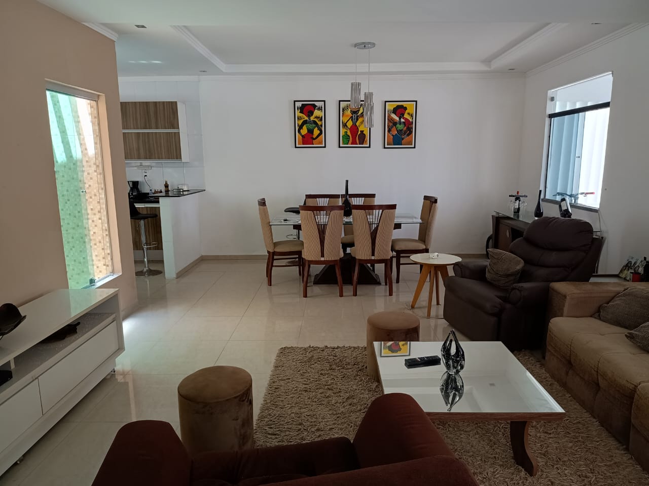 Imagem Casa com 3 Quartos à Venda, 200 m² em Jabotiana - Aracaju Imagem Casa com 3 Quartos à Venda, 200 m² em Jabotiana - Aracaju