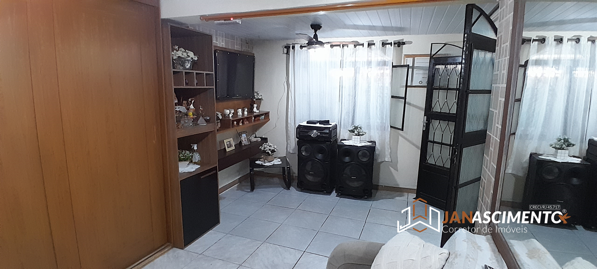 Imagem Casa com 2 Quartos à Venda, 160 m² em Bangu - Rio de Janeiro