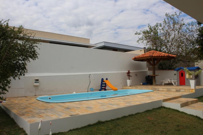 Imagem Casa de Condomínio com 4 Quartos à Venda, em Condomínio Ninho Verde - Porangaba Imagem Casa de Condomínio com 4 Quartos à Venda, em Condomínio Ninho Verde - Porangaba