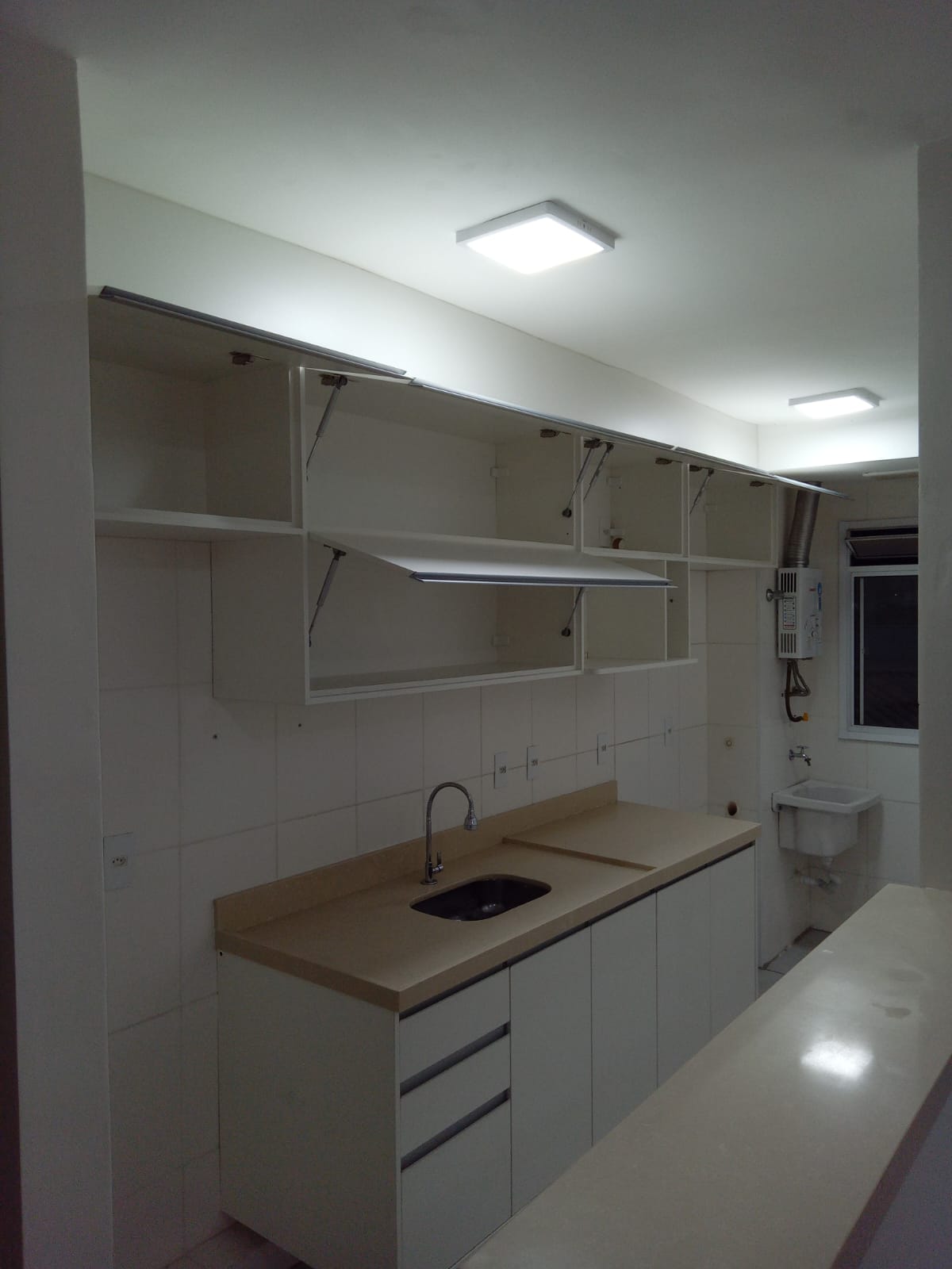 Imagem Apartamento com 2 Quartos para Alugar, 57 m² em Jardim Tropical - Nova Iguaçu