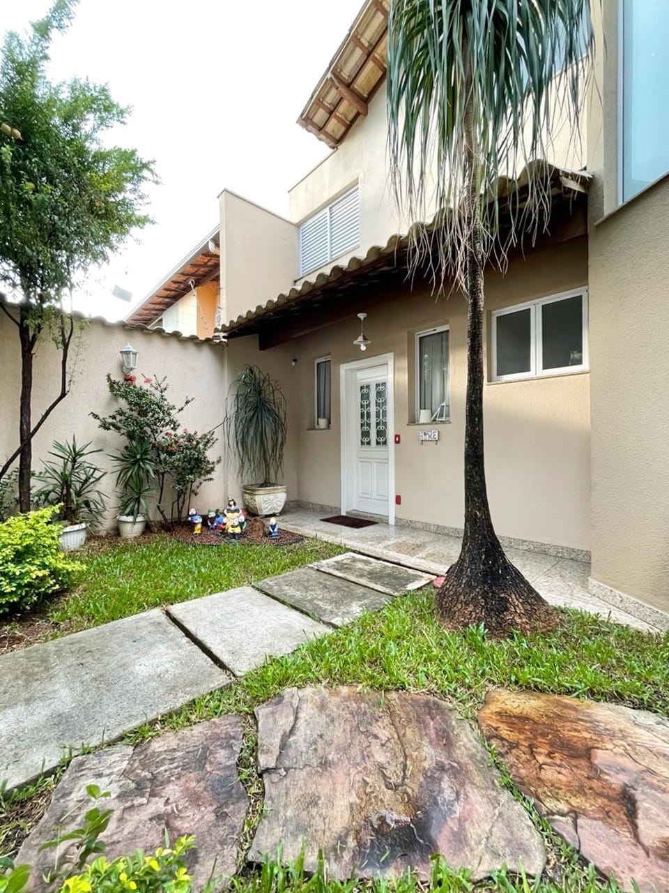 Imagem Casa com 4 Quartos à Venda, 360 m²em Itapoã - Belo Horizonte Imagem Casa com 4 Quartos à Venda, 360 m²em Itapoã - Belo Horizonte