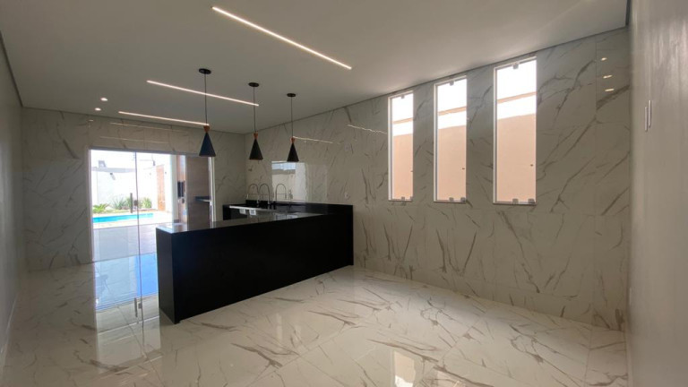Imagem Casa de Condomínio com 4 Quartos à Venda,  em Setor Habitacional Vicente Pires - Brasília