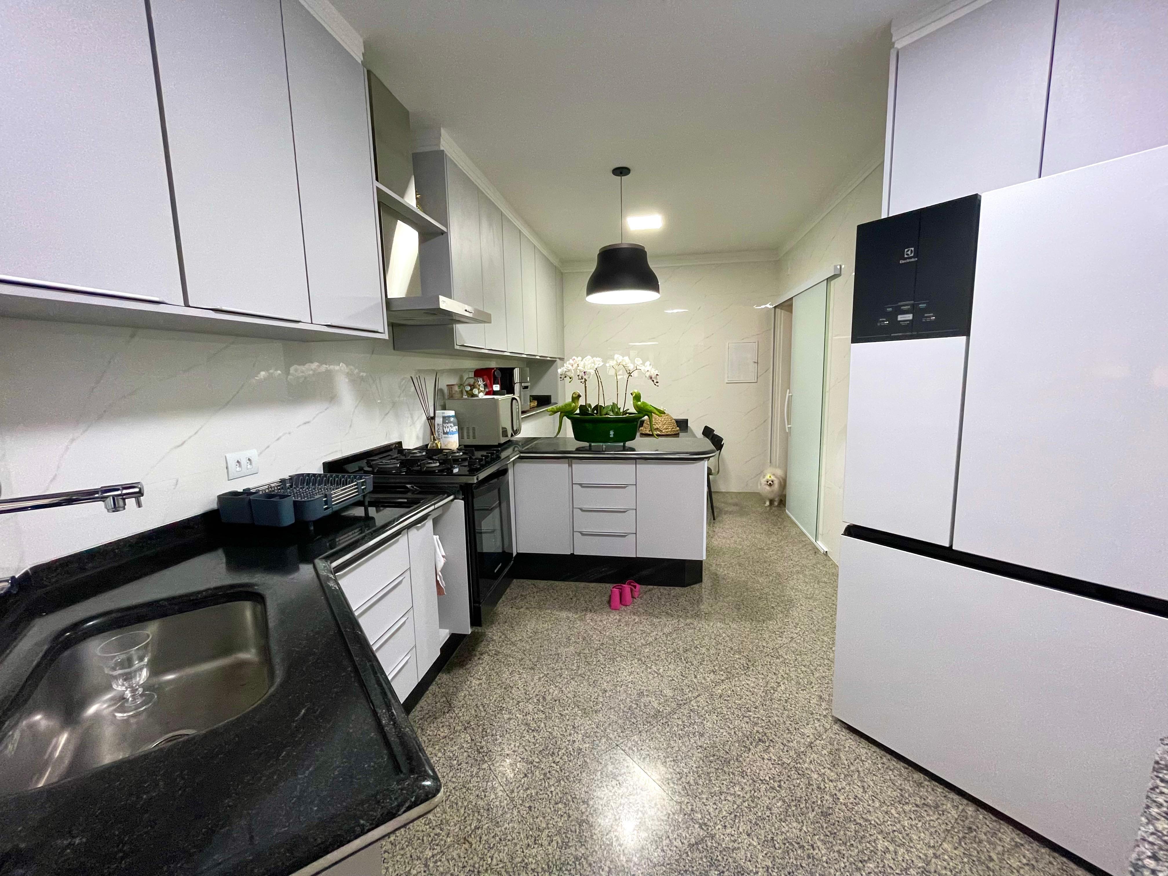 Imagem Apartamento com 3 Quartos à Venda, 145 m²em Centro - Marília