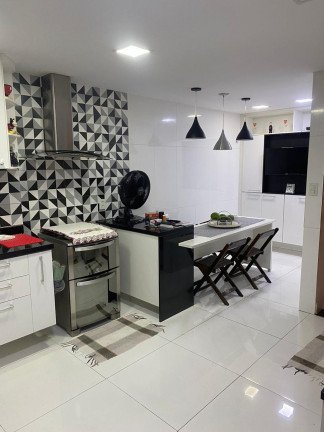 Imagem Casa com 3 Quartos à Venda, 186 m²em Campo Grande - Rio de Janeiro Imagem Casa com 3 Quartos à Venda, 186 m²em Campo Grande - Rio de Janeiro