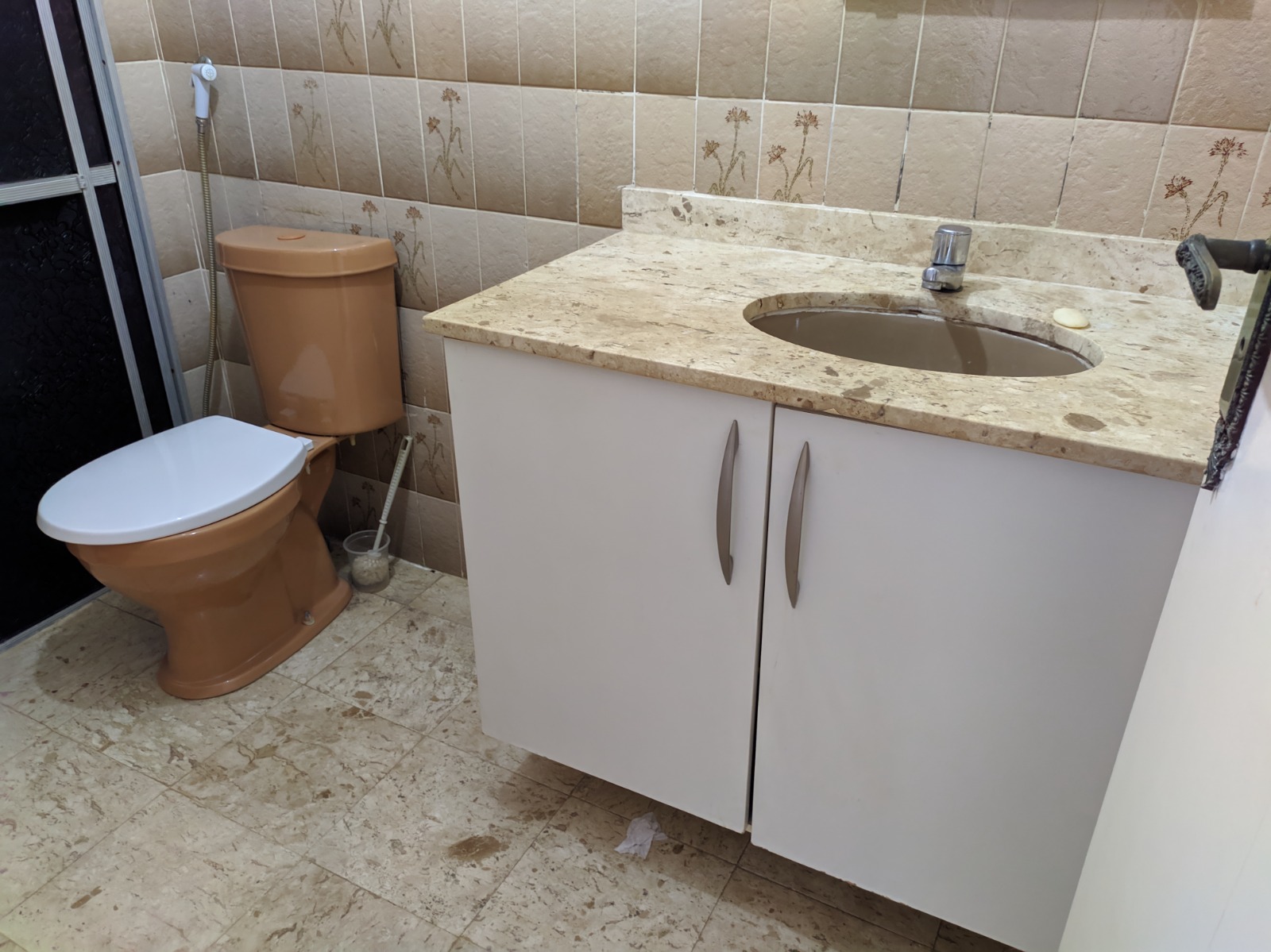 Imagem Apartamento com 4 Quartos para Alugar, 200 m²em Jurunas - Belém Imagem Apartamento com 4 Quartos para Alugar, 200 m²em Jurunas - Belém