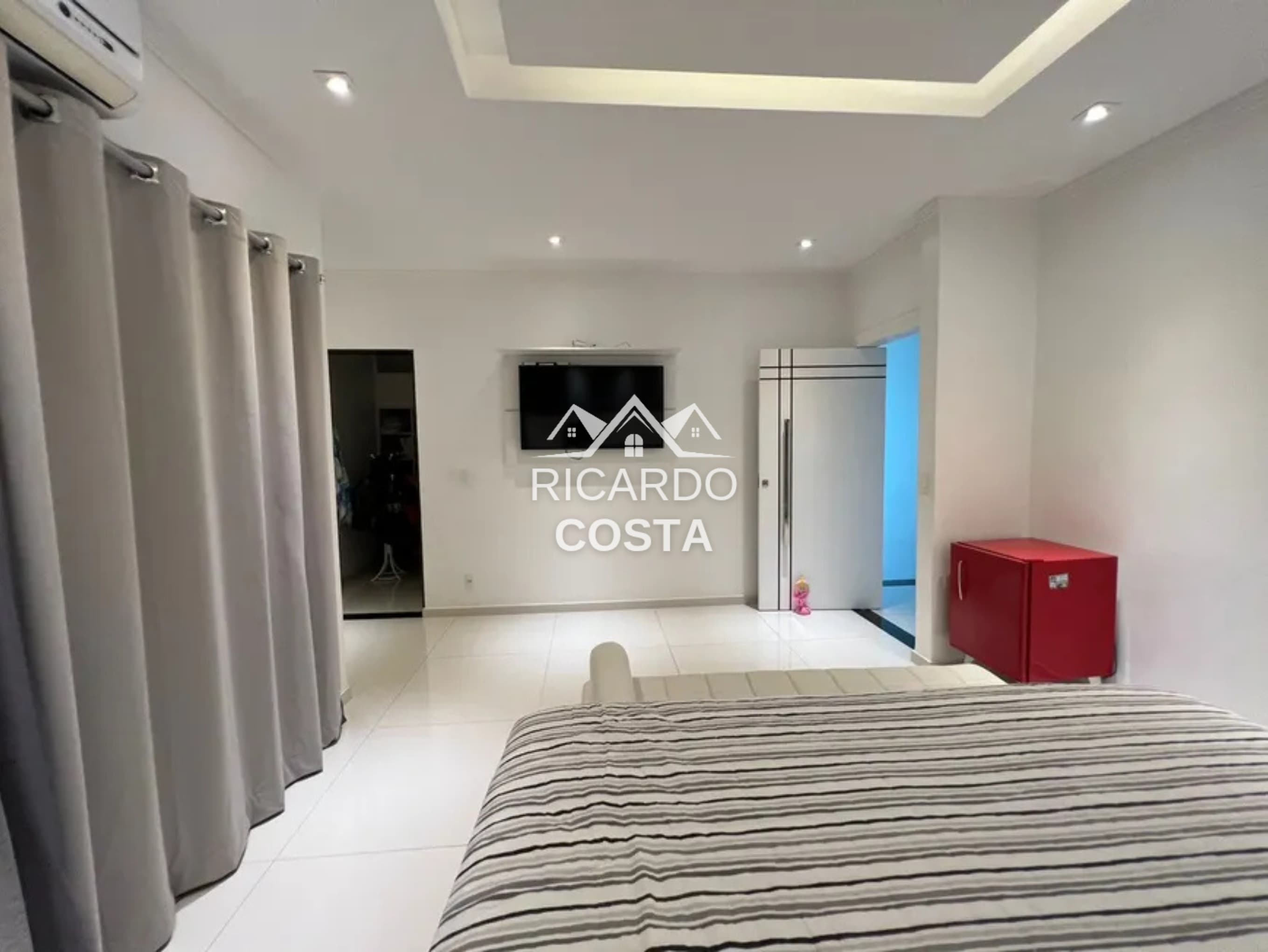 Imagem Casa de Condomínio com 3 Quartos à Venda ou Locação, 310 m² em Jacarepaguá - Rio de Janeiro Imagem Casa de Condomínio com 3 Quartos à Venda ou Locação, 310 m² em Jacarepaguá - Rio de Janeiro