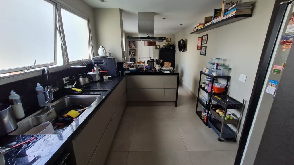 Imagem Apartamento com 4 Quartos à Venda, 210 m²em Indianópolis - São Paulo