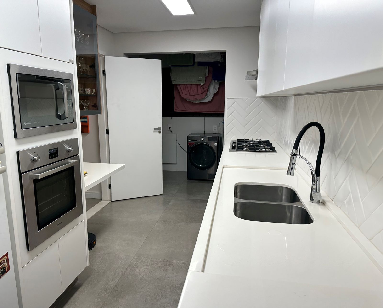 Imagem Apartamento com 3 Quartos à Venda, 115 m²em Cambuí - Campinas