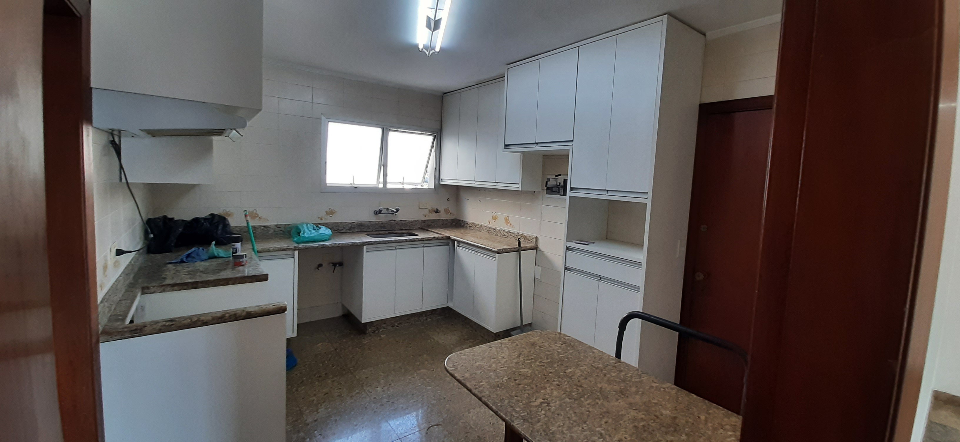 Imagem Apartamento com 4 Quartos para Alugar, 157 m²em Perdizes - São Paulo