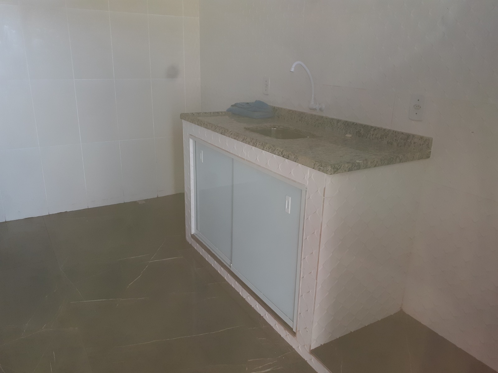Imagem Apartamento com 1 Quarto para Alugar, 67 m²em Guaratiba (Ponta Negra) - Maricá