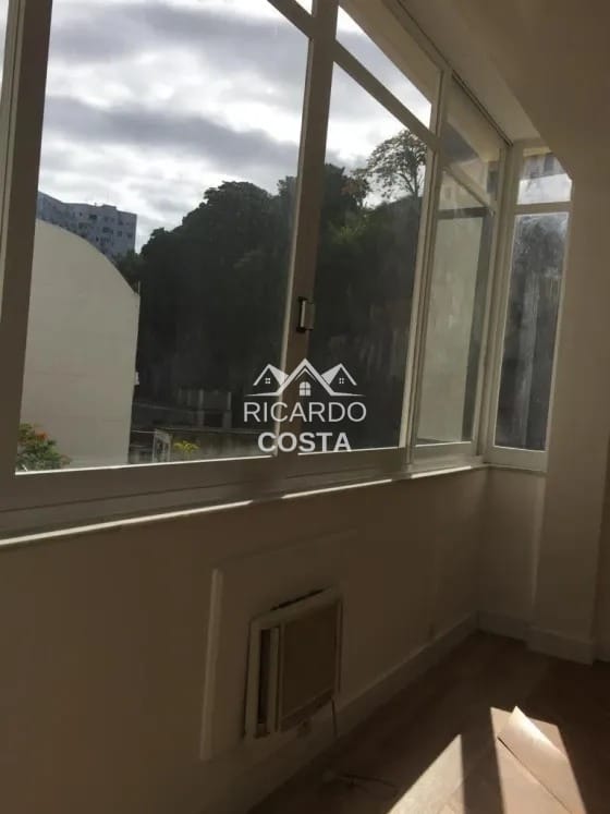 Imagem Apartamento com 3 Quartos à Venda, 107 m² em Flamengo - Rio de Janeiro Imagem Apartamento com 3 Quartos à Venda, 107 m² em Flamengo - Rio de Janeiro