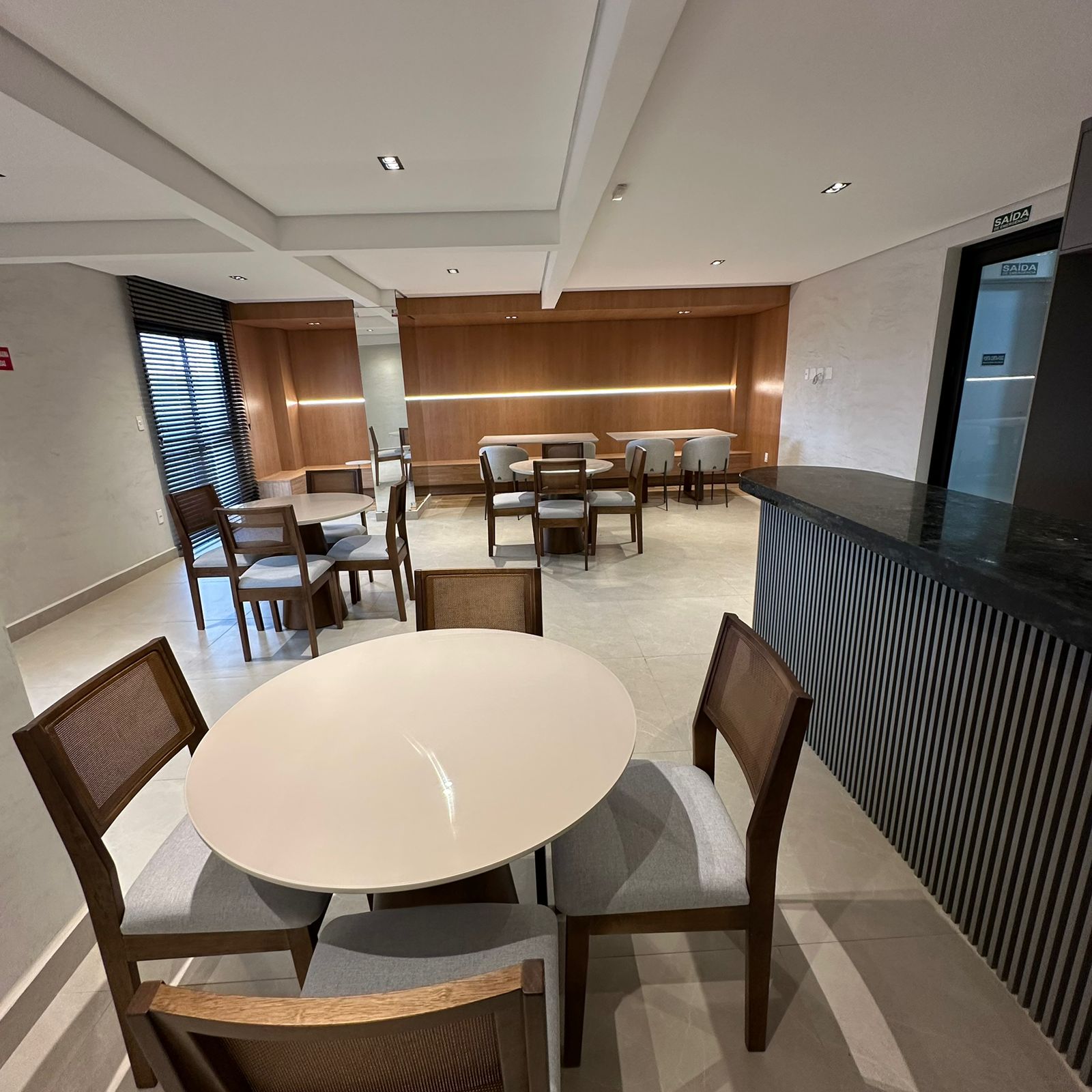 Imagem Apartamento com 2 Quartos à Venda, 56 m² em Tupi - Praia Grande