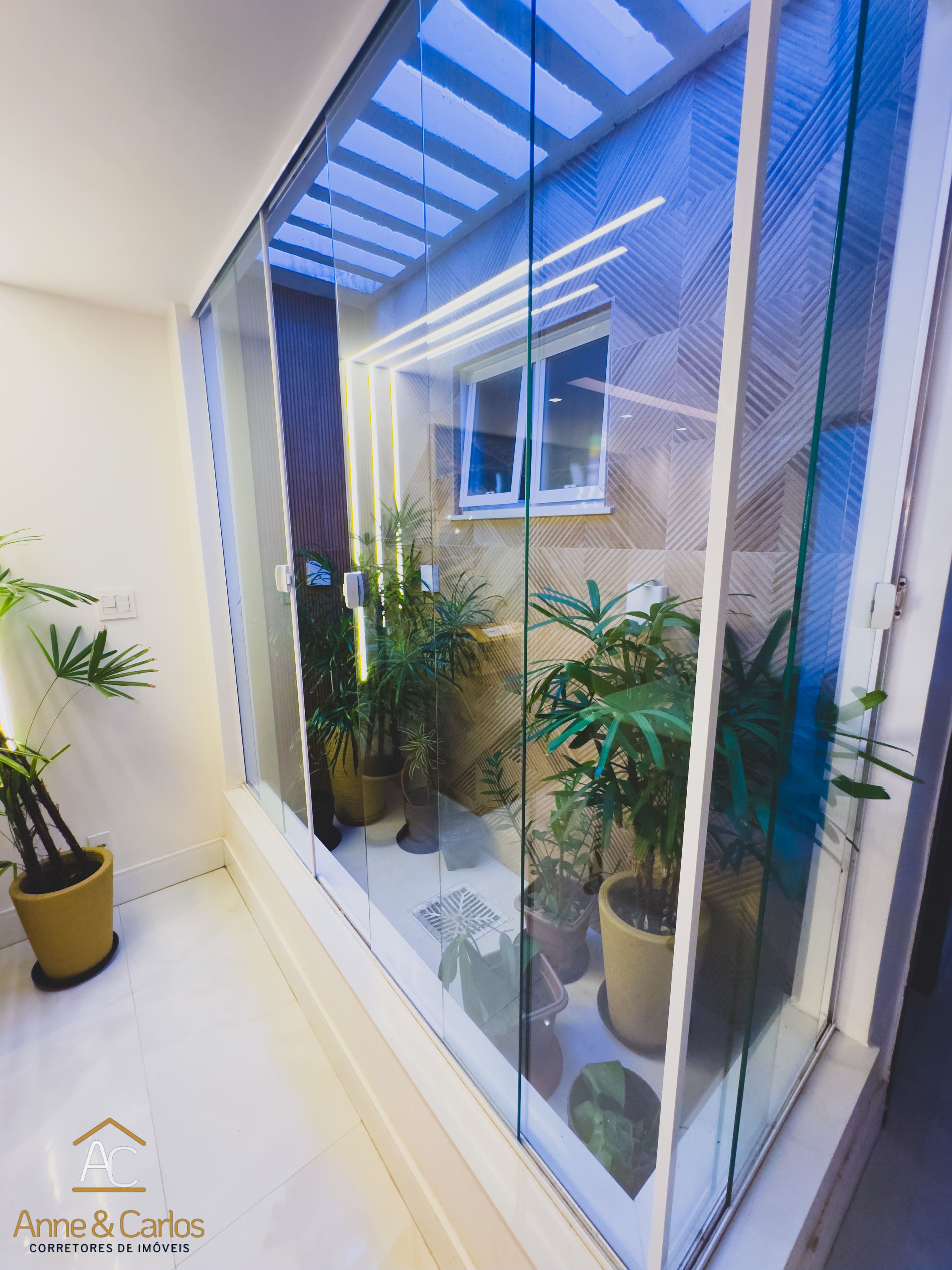 Imagem Casa com 4 Quartos à Venda, 247 m²em Luzia - Aracaju
