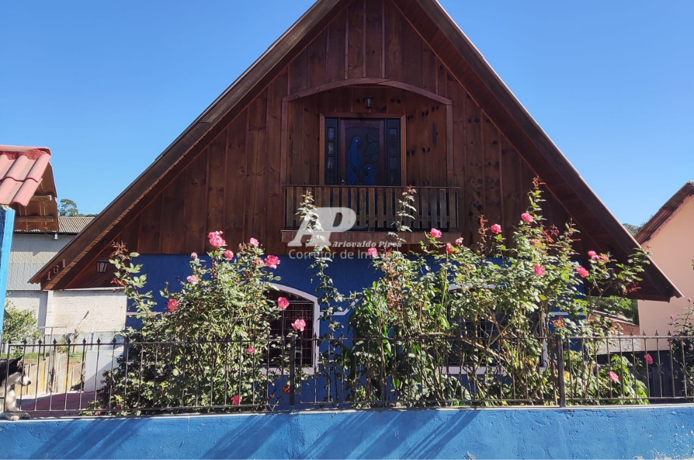 Imagem Casa com 6 Quartos à Venda, 250 m²em Cará-cará - Ponta Grossa Imagem Casa com 6 Quartos à Venda, 250 m²em Cará-cará - Ponta Grossa
