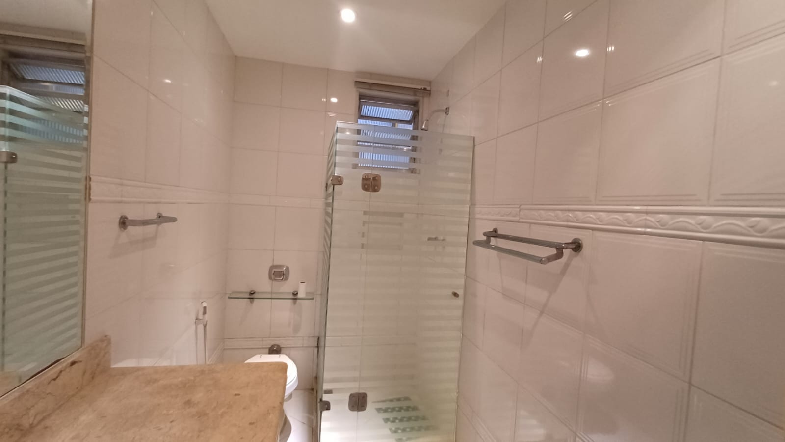 Imagem Apartamento com 3 Quartos à Venda, 87 m²em Copacabana - Rio de Janeiro