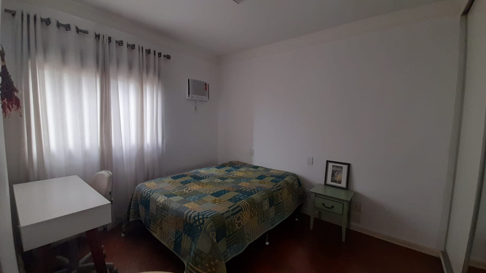 Imagem Apartamento com 3 Quartos à Venda, 208 m²em Cambuí - Campinas Imagem Apartamento com 3 Quartos à Venda, 208 m²em Cambuí - Campinas