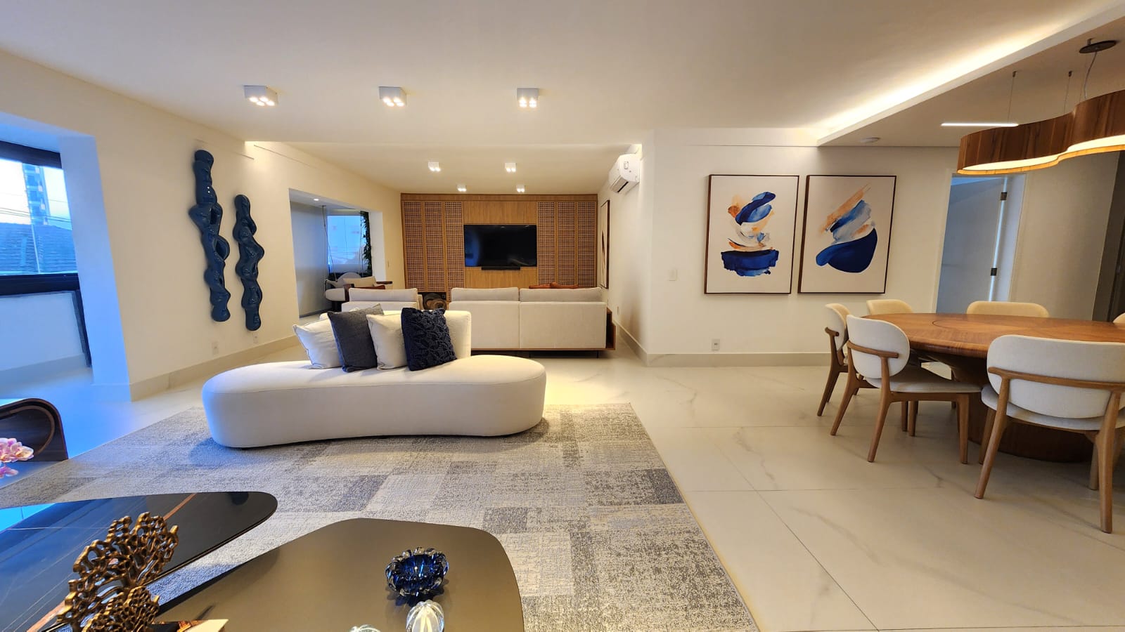 Imagem Apartamento com 4 Quartos à Venda, 297 m²em Boqueirão - Santos
