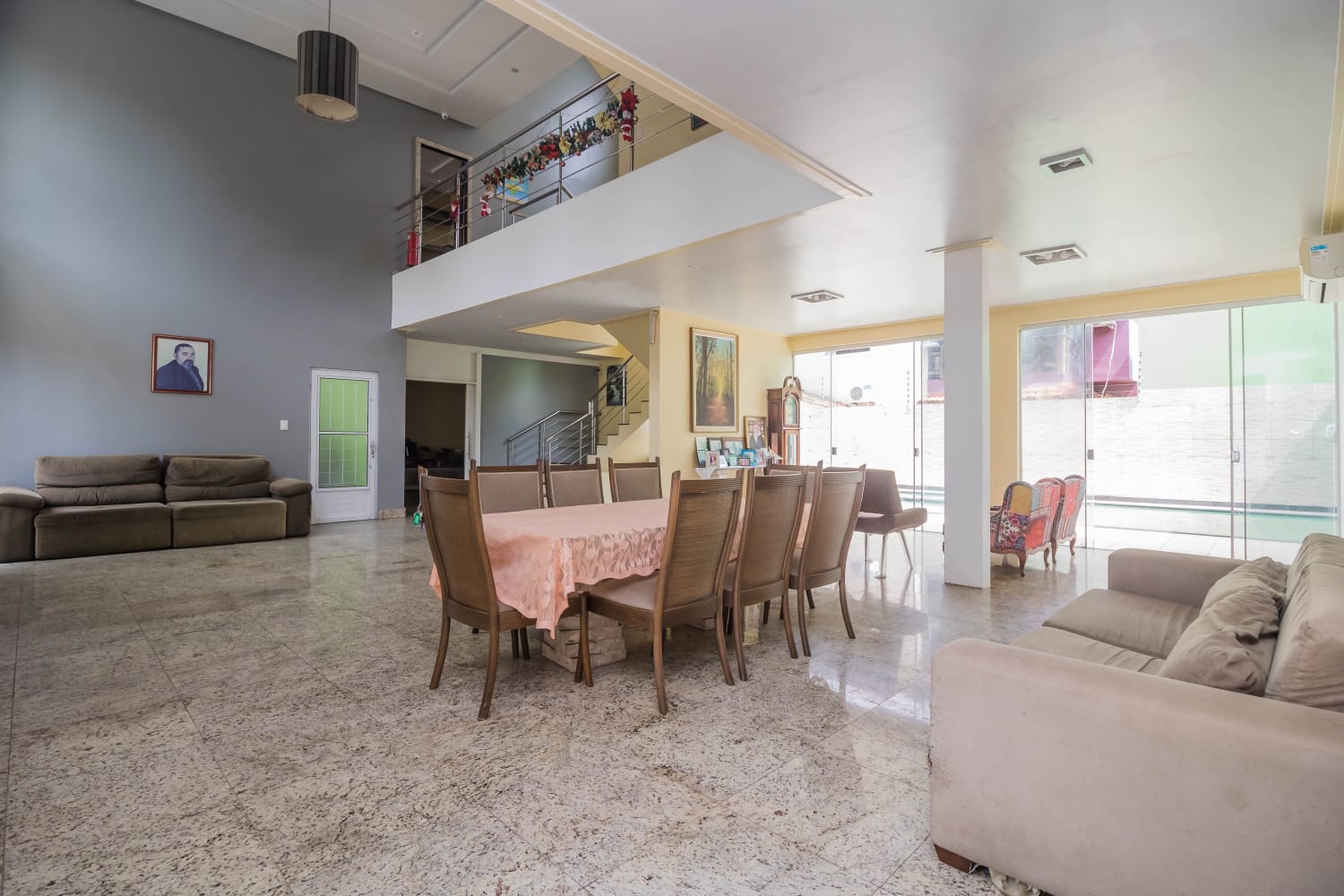 Imagem Casa de Condomínio com 7 Quartos à Venda, 650 m²em Curió-Utinga - Belém