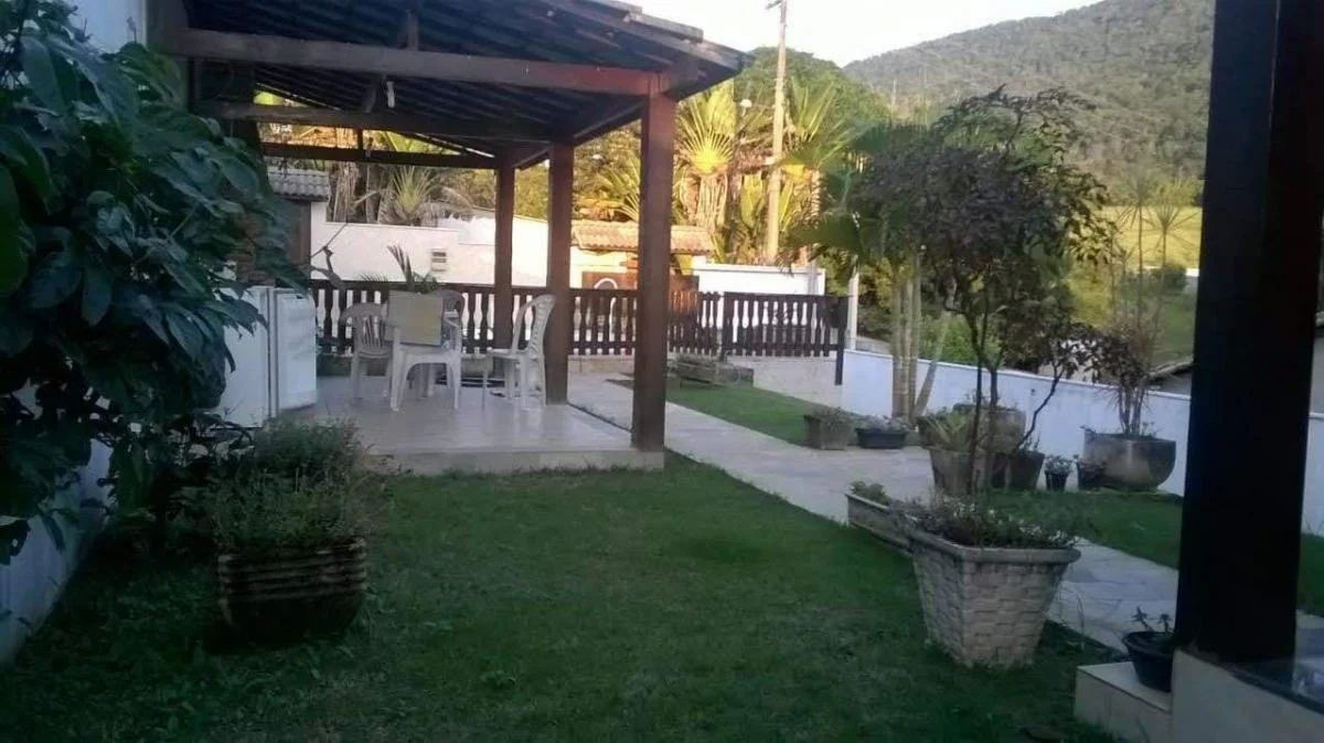 Imagem Casa com 3 Quartos à Venda, 210 m²em Engenho do Mato - Niterói Imagem Casa com 3 Quartos à Venda, 210 m²em Engenho do Mato - Niterói