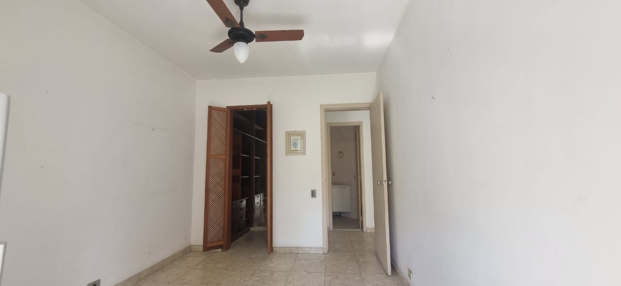 Imagem Apartamento com 1 Quarto à Venda, 50 m²em Copacabana - Rio de Janeiro