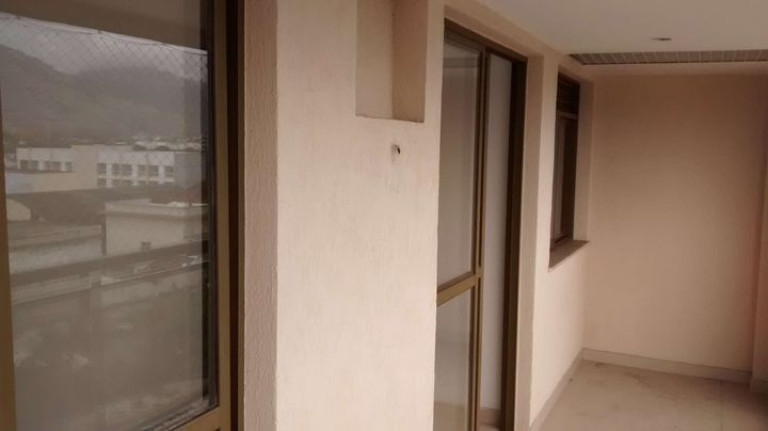 Imagem Cobertura com 2 Quartos à Venda,  em Campo Grande - Rio de Janeiro