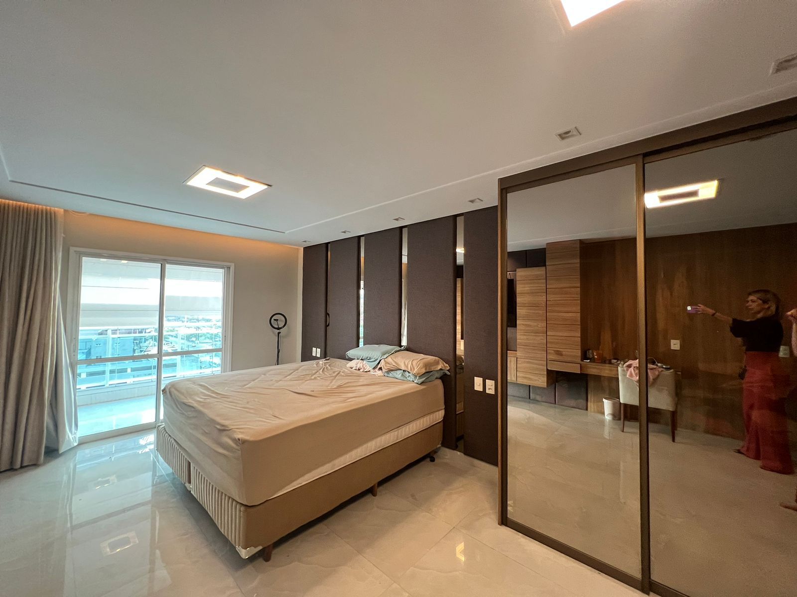 Imagem Apartamento com 4 Quartos à Venda, 300 m²em Umarizal - Belém