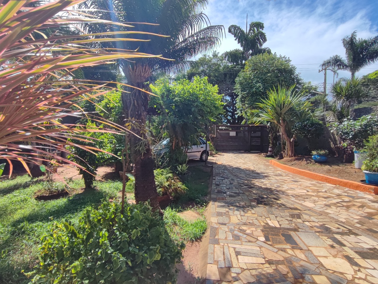 Imagem Casa com 2 Quartos à Venda, 222 m² em Vila Taveirópolis - Campo Grande Imagem Casa com 2 Quartos à Venda, 222 m² em Vila Taveirópolis - Campo Grande