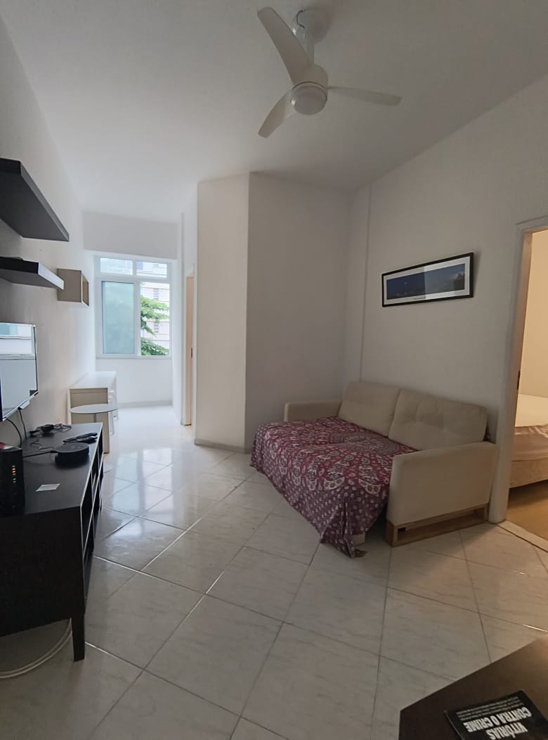 Imagem Apartamento com 2 Quartos à Venda, 65 m²em Leblon - Rio de Janeiro Imagem Apartamento com 2 Quartos à Venda, 65 m²em Leblon - Rio de Janeiro
