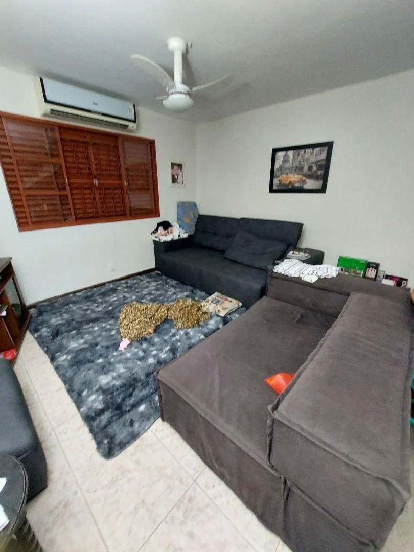 Imagem Casa com 5 Quartos à Venda, 240 m²em Maravista - Niterói