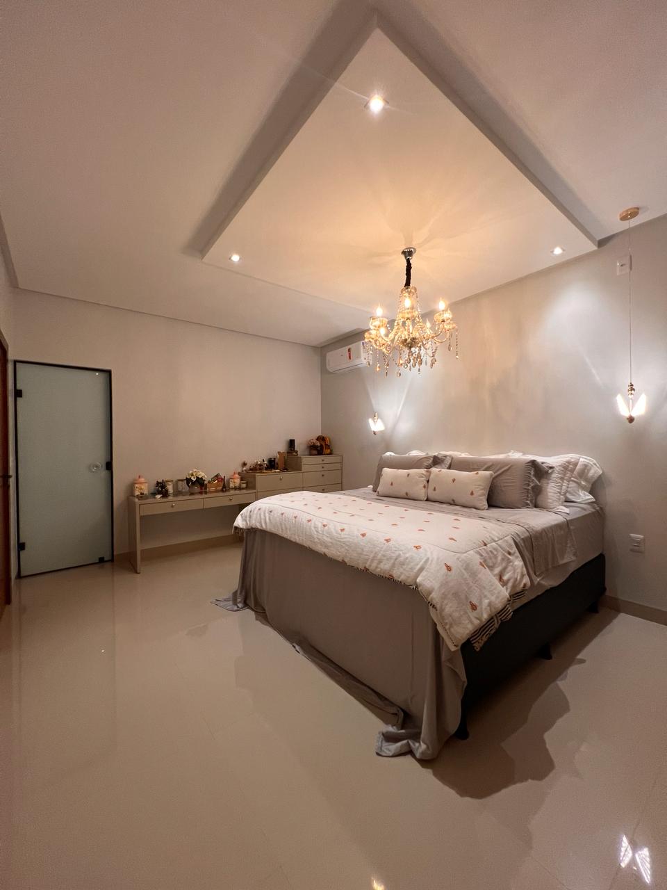 Imagem Sobrado com 5 Quartos à Venda, 346 m²em Jardim Nova Goiânia - Senador Canedo