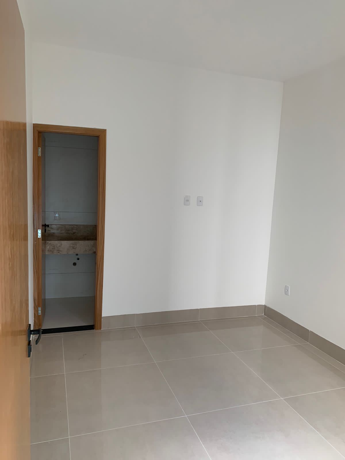 Imagem Casa com 3 Quartos à Venda, 147 m² em Parque Anhanguera - Goiânia Imagem Casa com 3 Quartos à Venda, 147 m² em Parque Anhanguera - Goiânia