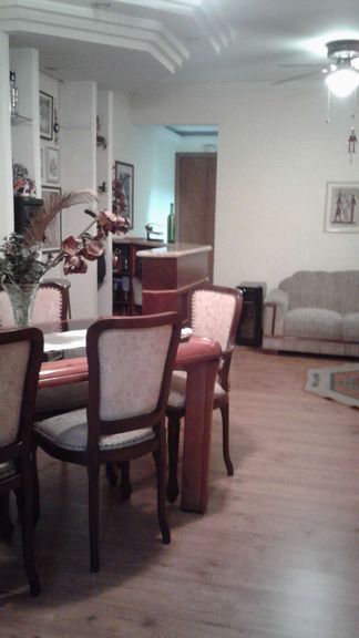 Apartamento com 3 Quartos à Venda, 127 m² em América - Joinville