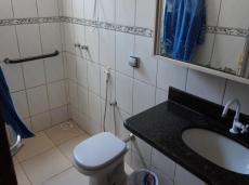 Imagem Casa com 2 Quartos à Venda, 240 m²em Segismundo Pereira - Uberlândia Imagem Casa com 2 Quartos à Venda, 240 m²em Segismundo Pereira - Uberlândia