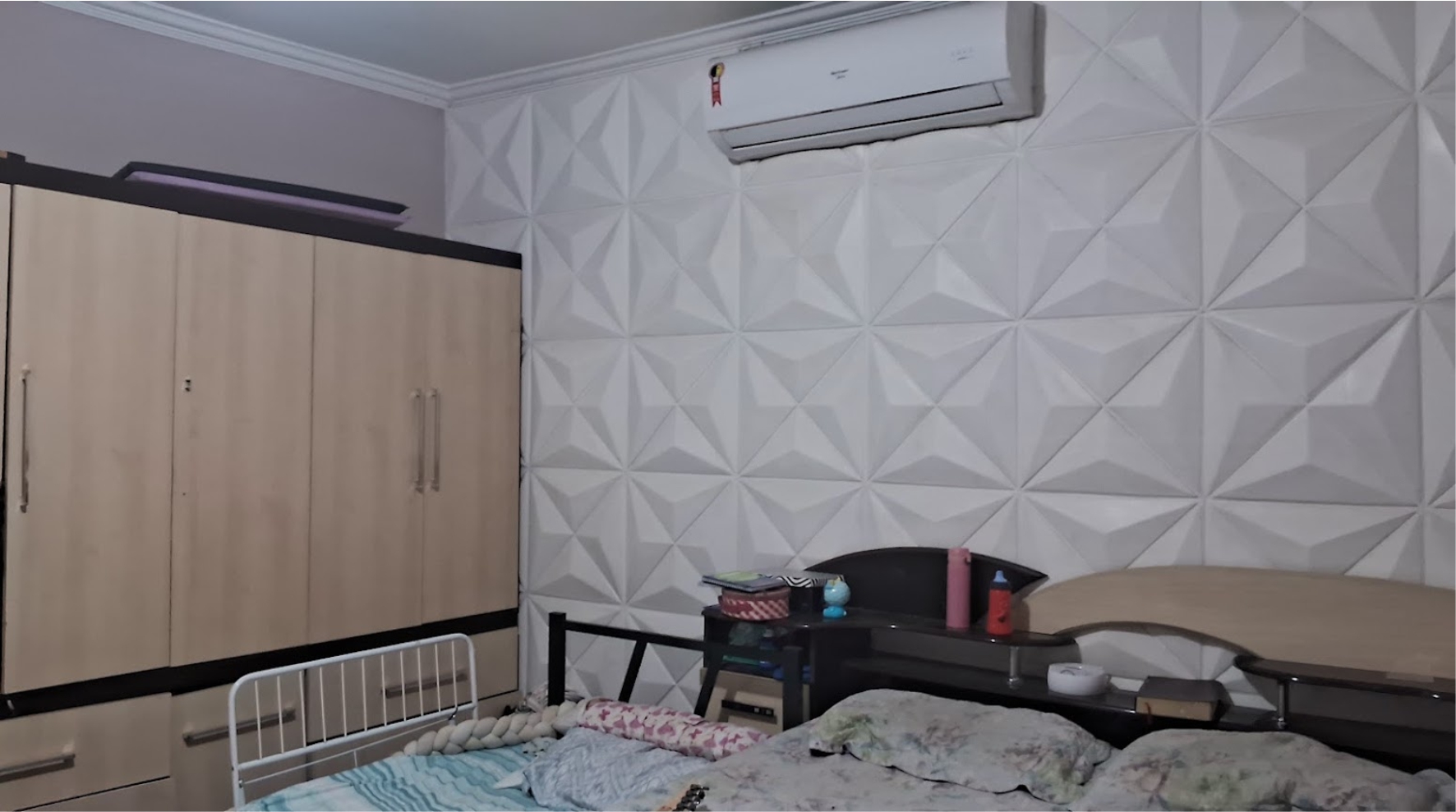 Imagem Casa com 3 Quartos à Venda, 132 m² em Laranjal - São Gonçalo Imagem Casa com 3 Quartos à Venda, 132 m² em Laranjal - São Gonçalo
