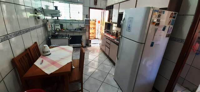 Imagem Sobrado com 3 Quartos à Venda, 240 m²em Icaraí - Niterói